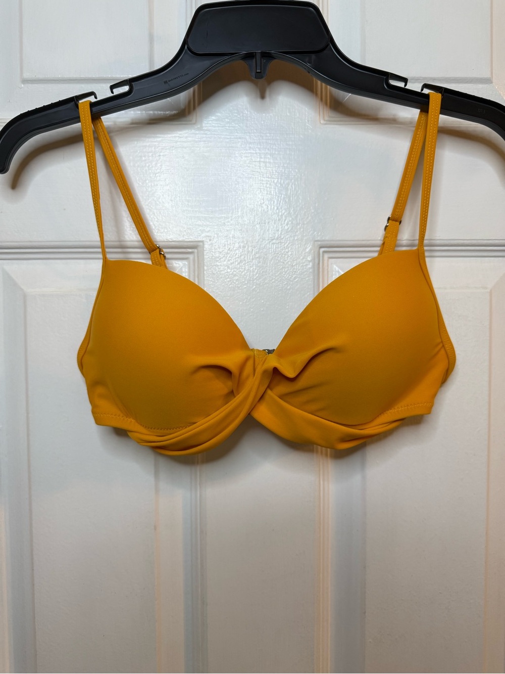 Cupshe Twist-Front Padded Bikini